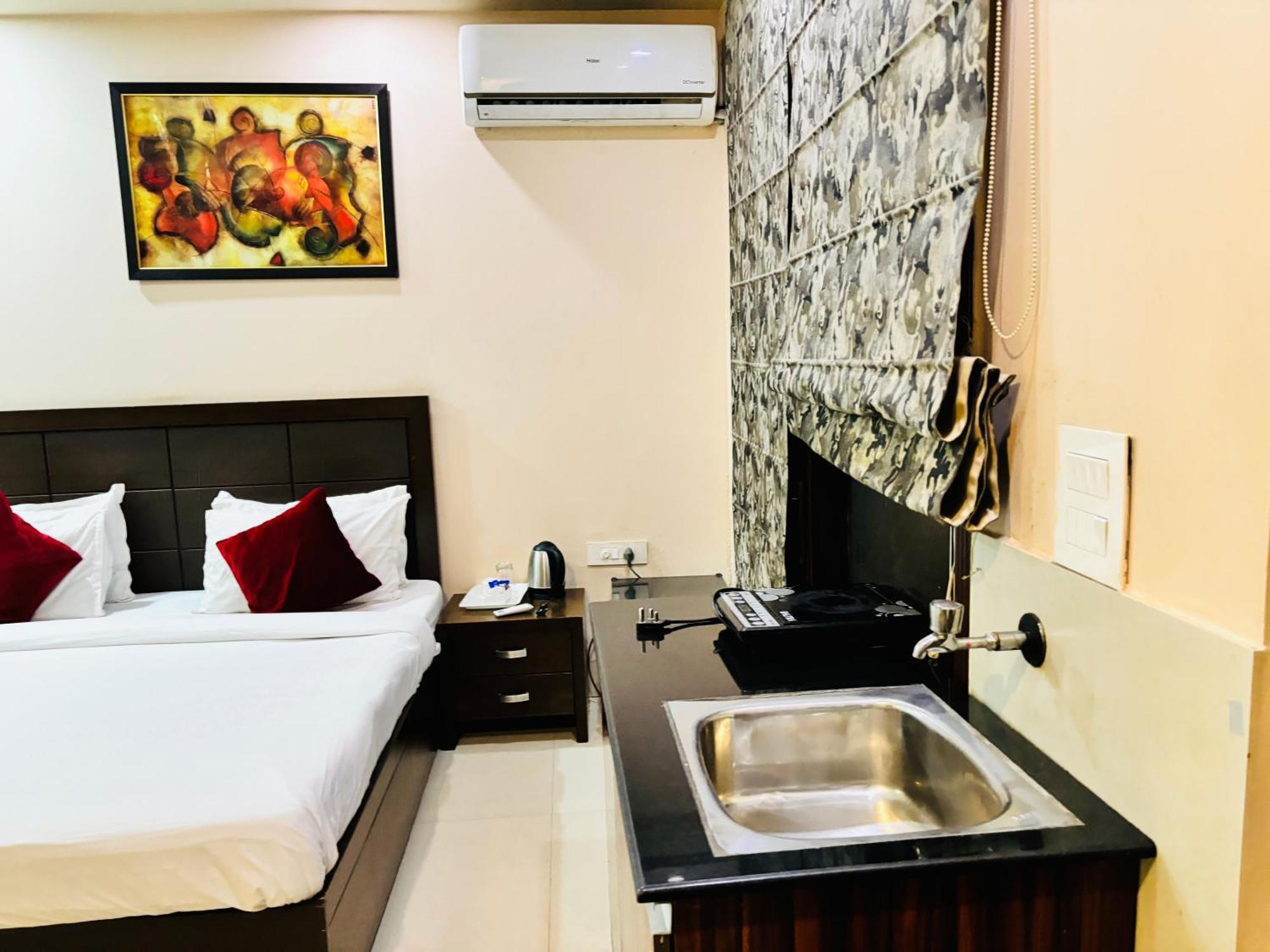 Hotel Hc Grand New Delhi Buitenkant foto