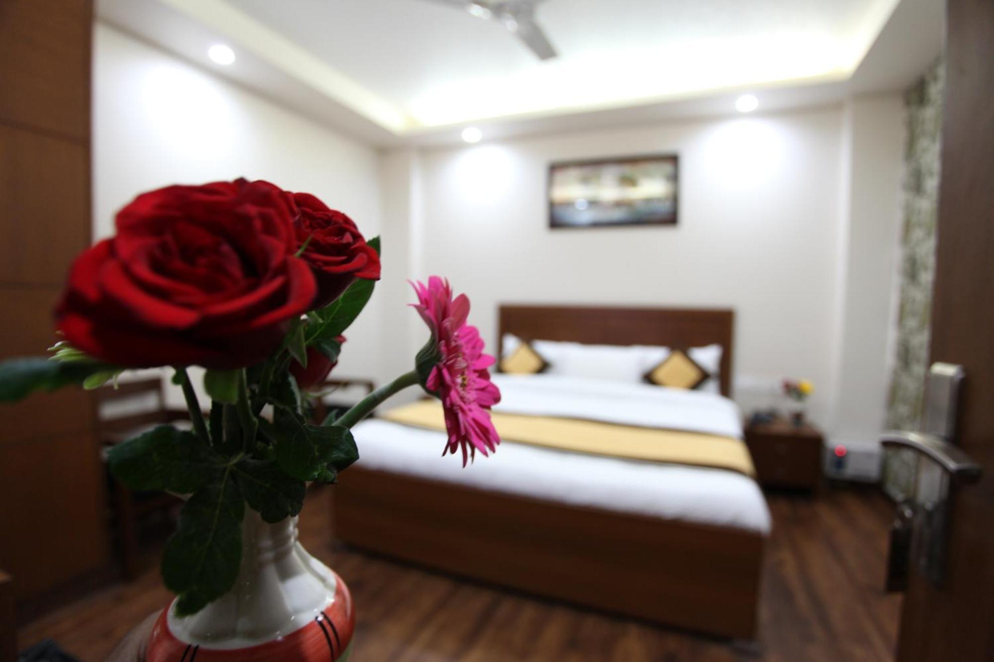 Hotel Hc Grand New Delhi Buitenkant foto
