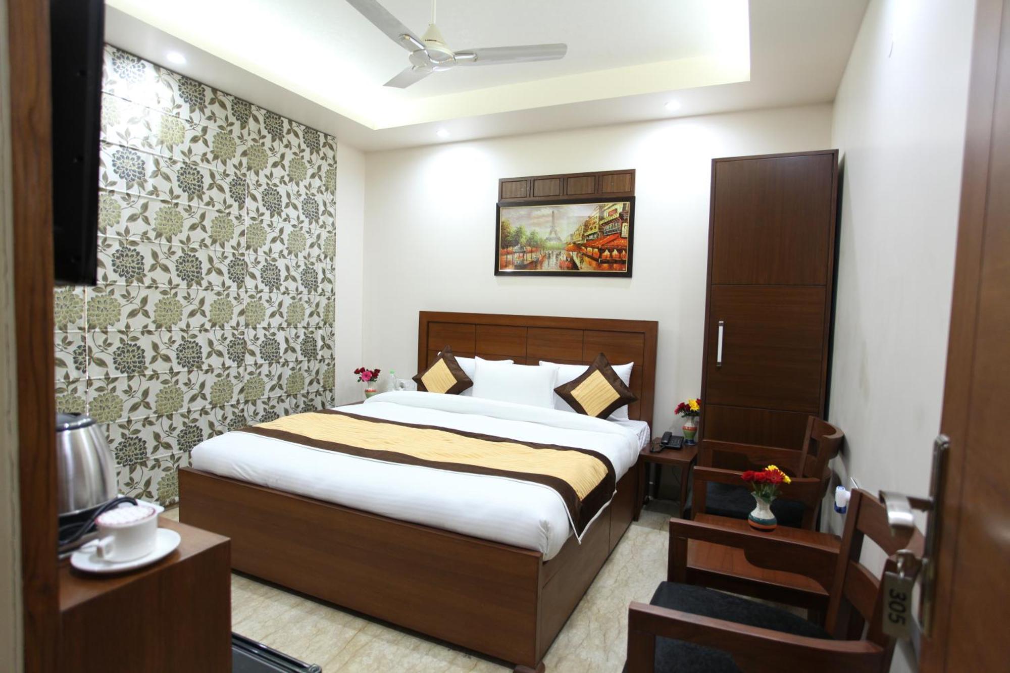 Hotel Hc Grand New Delhi Buitenkant foto